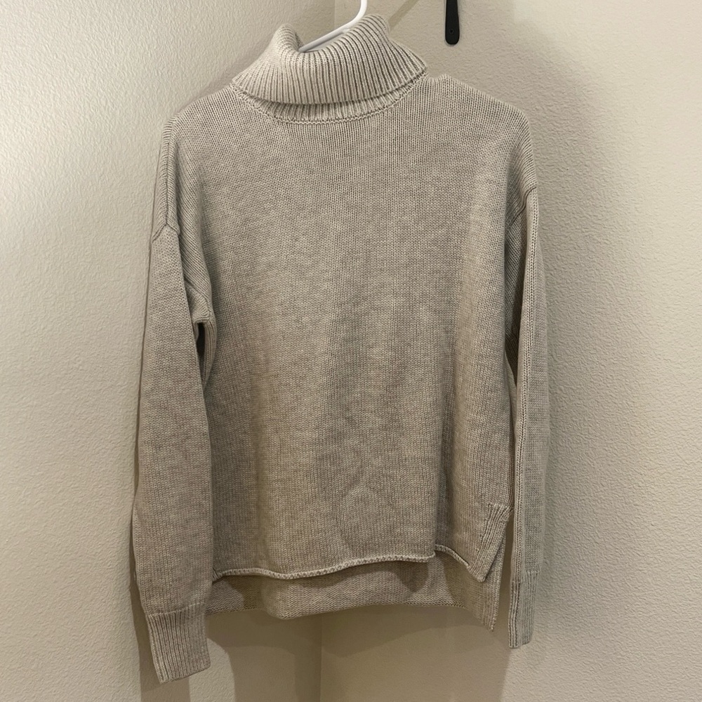 Joie Women's Gray Turtleneck Sweater